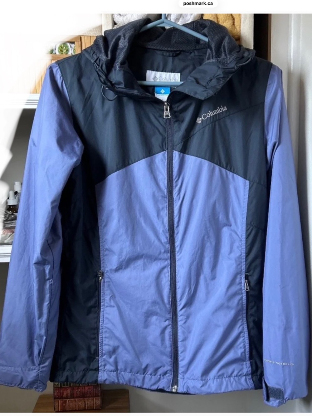 Columbia Women's Jacket with Hood